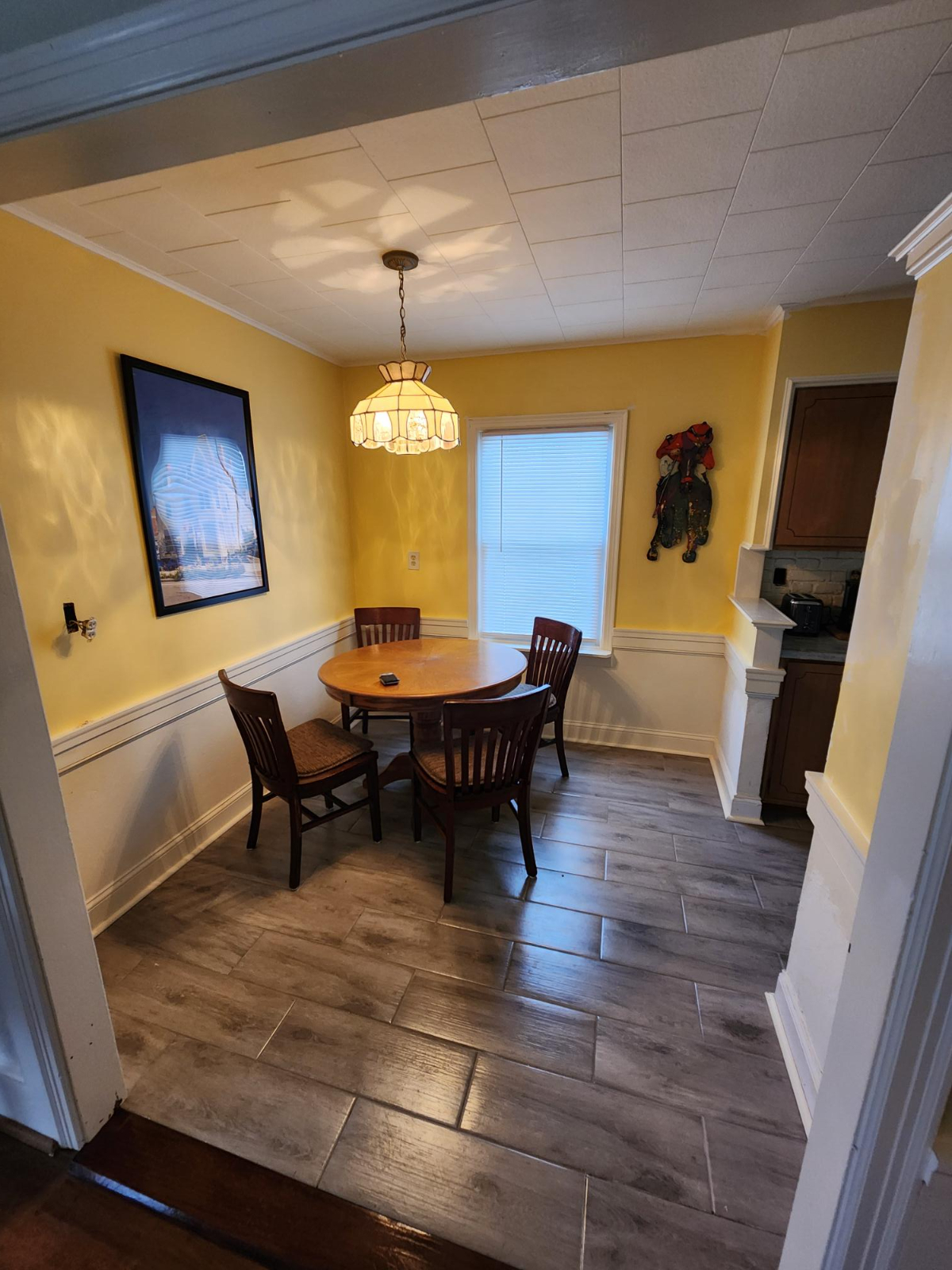 2 bedroom 1 car garage home with office - Photo 8