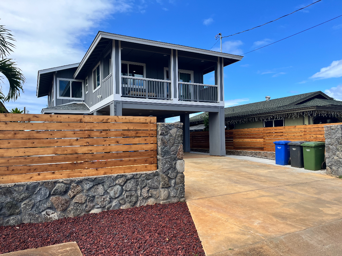 4 Bedroom/3-Bath North Shore Home - Photo 4