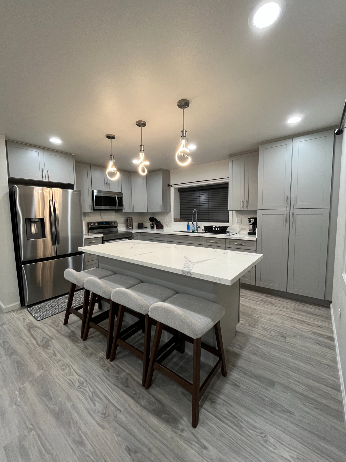 4 Bedroom/3-Bath North Shore Home - Photo 5