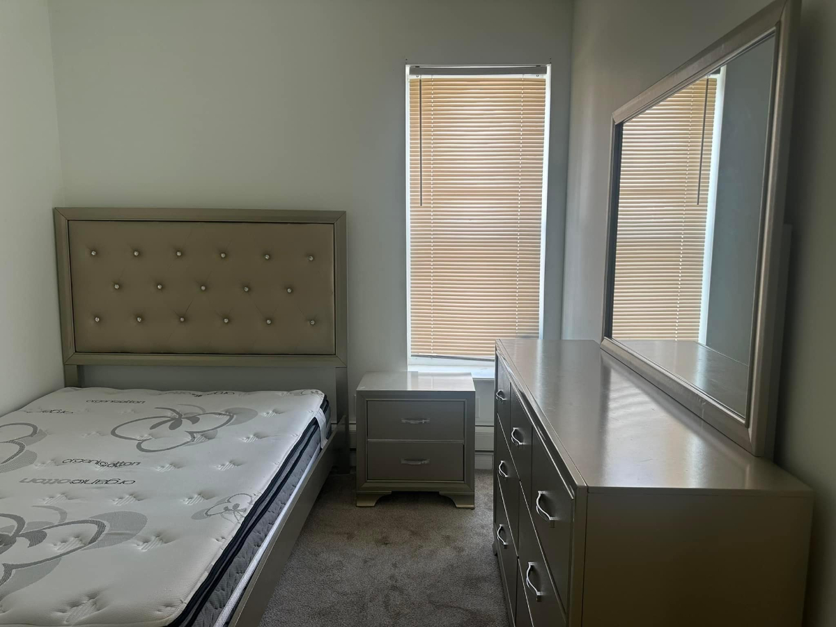 Sweet Home away from home- Proximity to Garnet Health, Touro- Middletown, LEGOLAND, nestled 1 Hour f - Photo 2