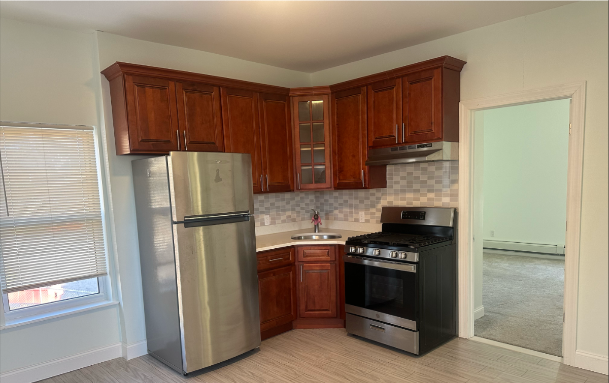 Sweet Home away from home- Proximity to Garnet Health, Touro- Middletown, LEGOLAND, nestled 1 Hour f - Photo 1
