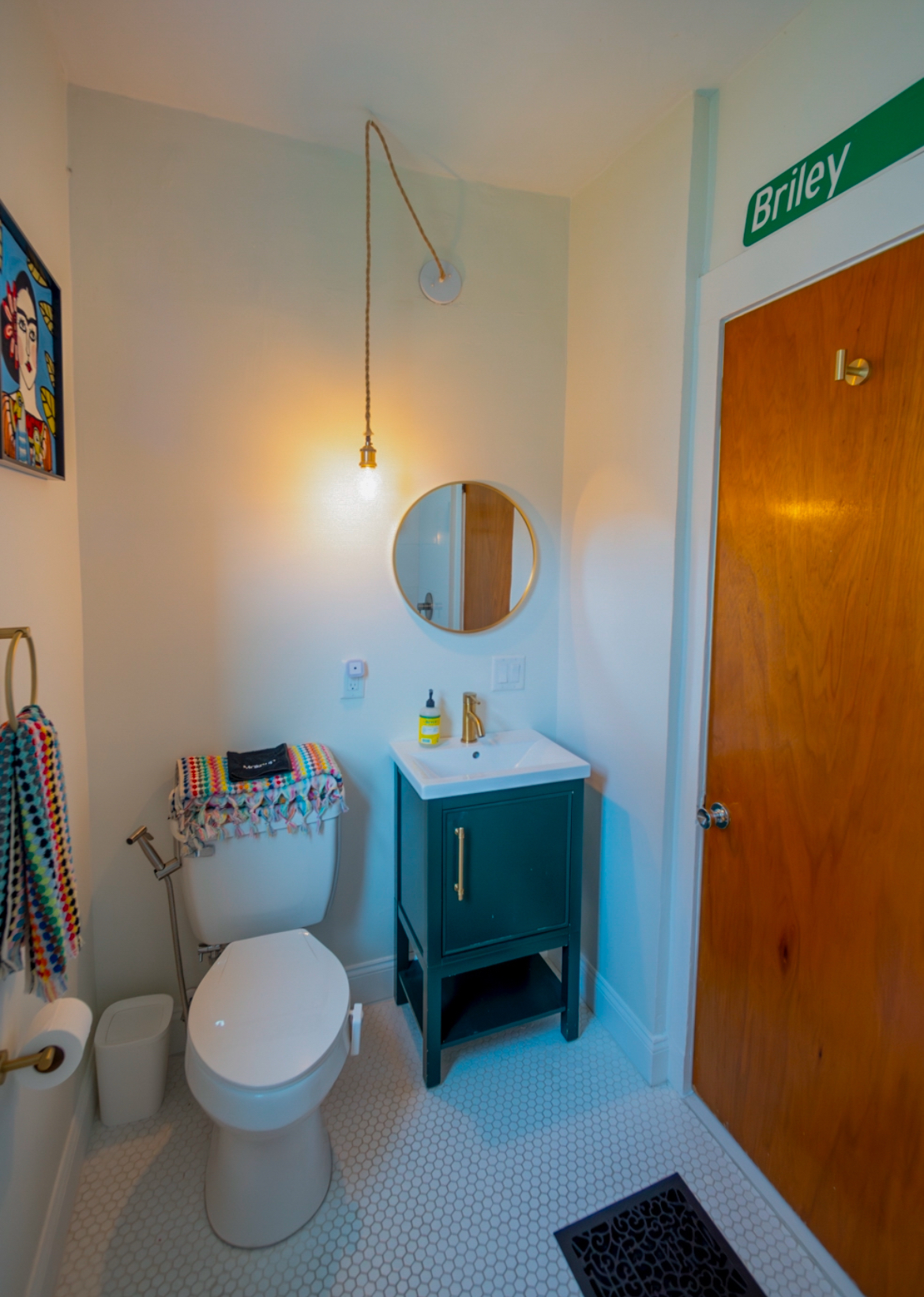 Home away from Home - Photo 3