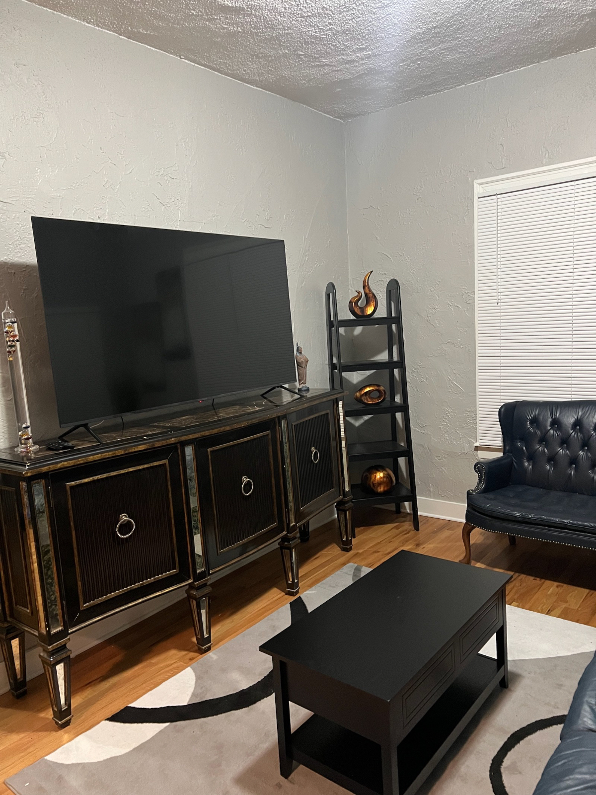Serene 2BR Kansas City Apartment with All Amenities & Prime Location - Photo 6