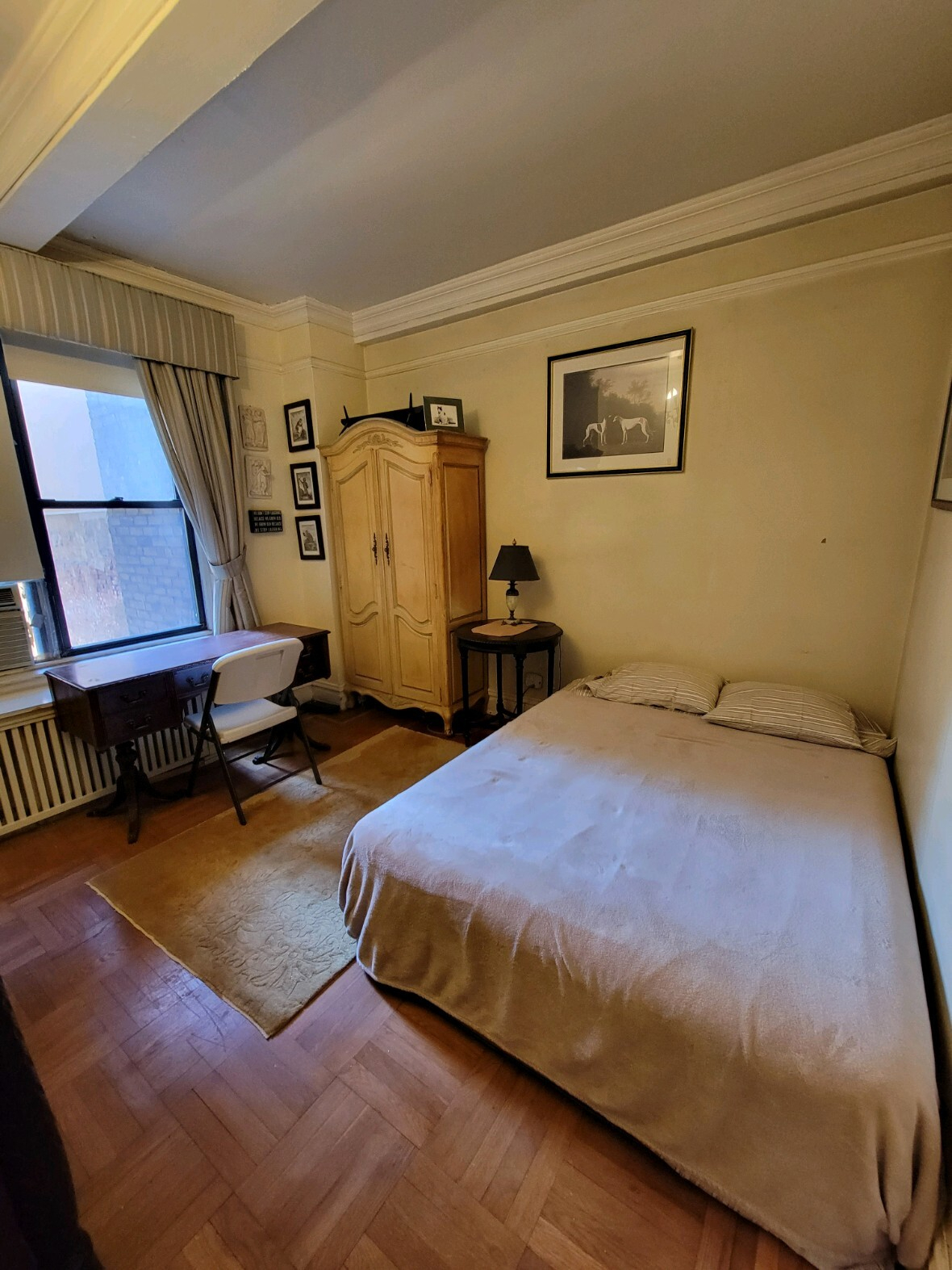 NYC - UWS - Private Suite - 1 bedroom / 1 full bath (shower/tub) in 2 bedroom / 2 bath high-rise pre - Photo 1