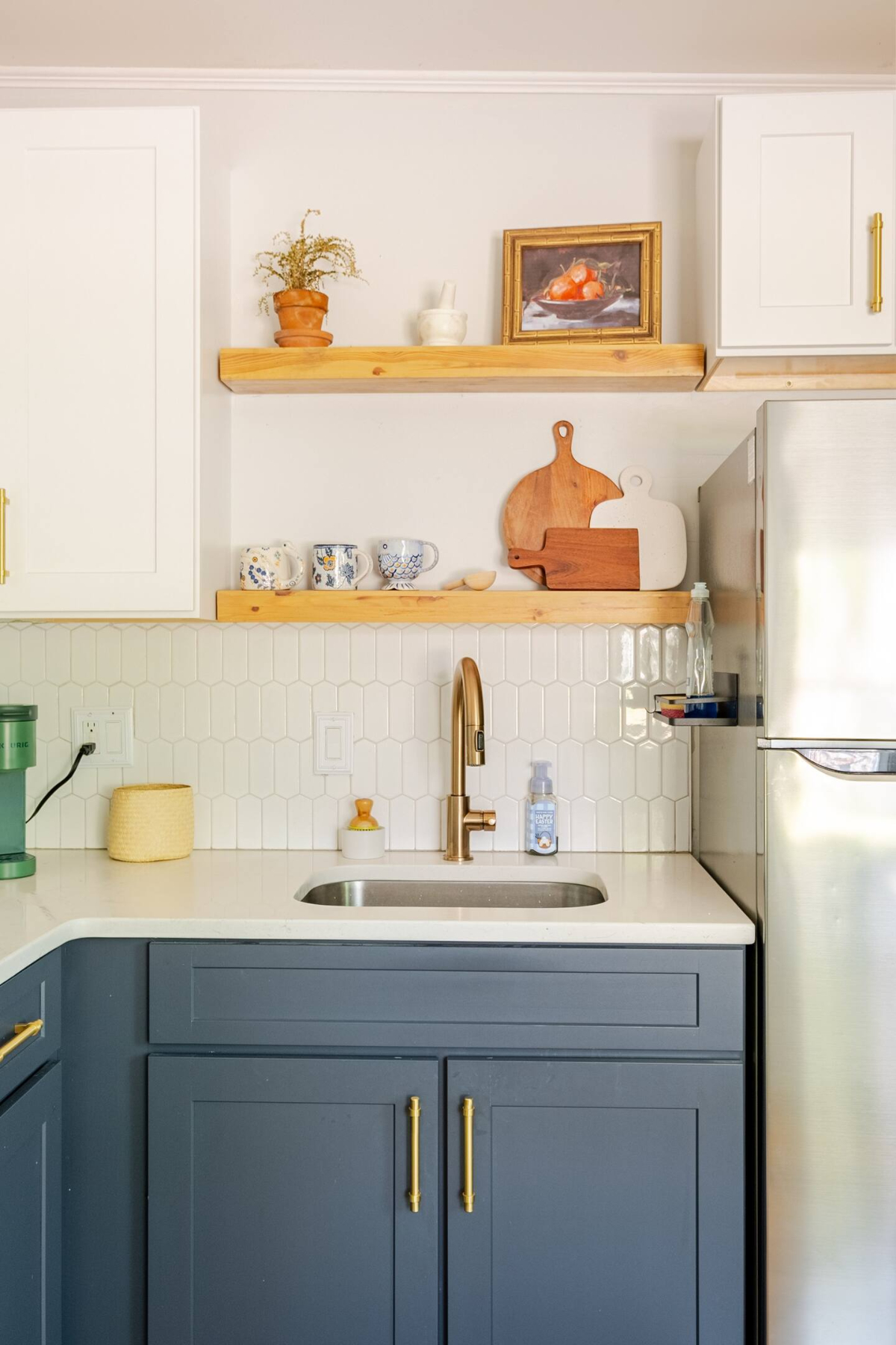 Charming 1BR Cottage with Kitchen in Downtown Raleigh - Photo 3
