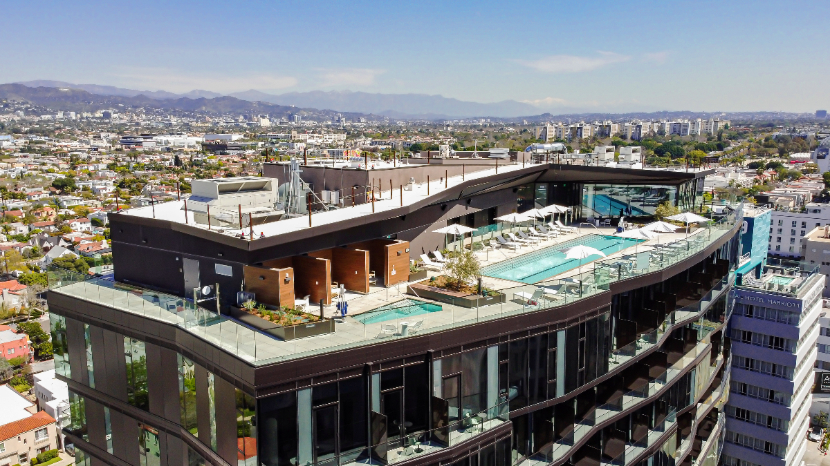 6401 Wilshire 607B2