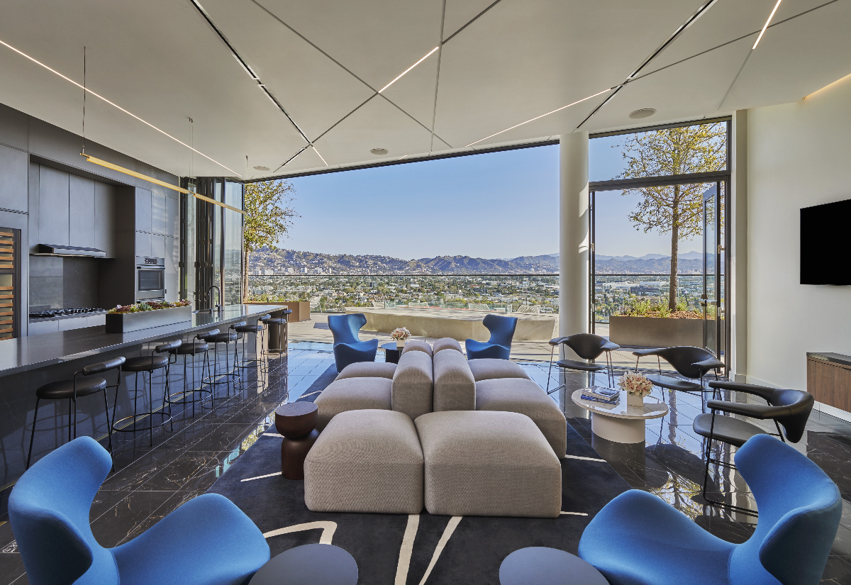 801C Private Suite S4