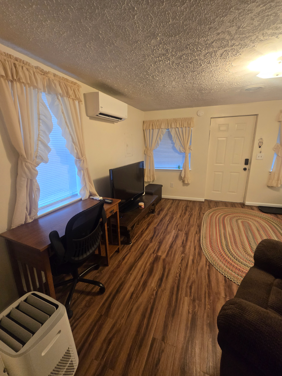 1 Bedroom 1 Bathroom Duplex Apartment - Photo 5