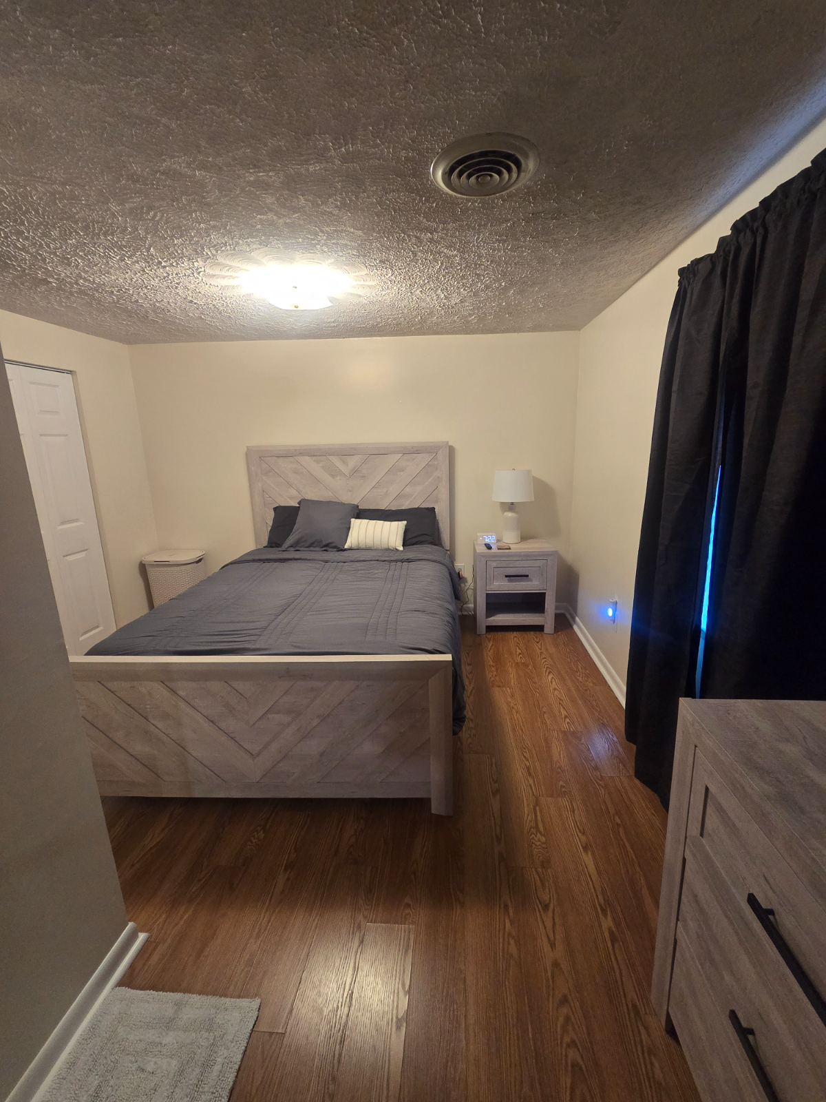 1 Bedroom 1 Bathroom Duplex Apartment - Photo 6