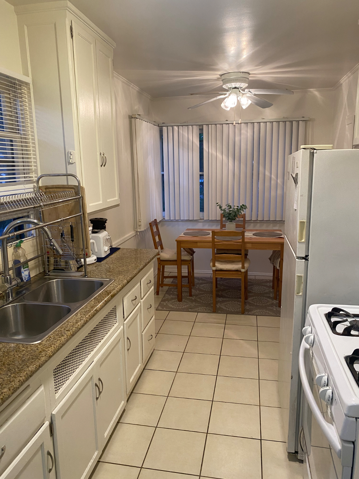 Cozy 1BR Condo Mid City LA Near DTLA - Photo 2