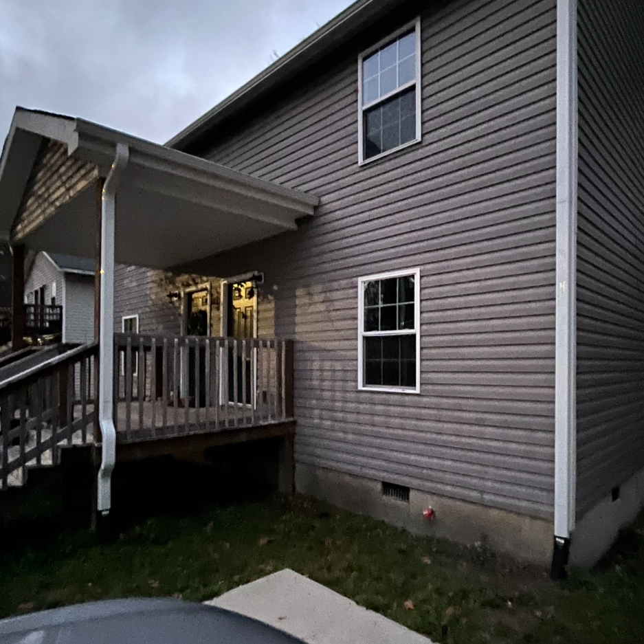 This 2 bed 1.5 Bath unit is your next home away from home. Included parking, laundry, wifi and utili - Photo 12