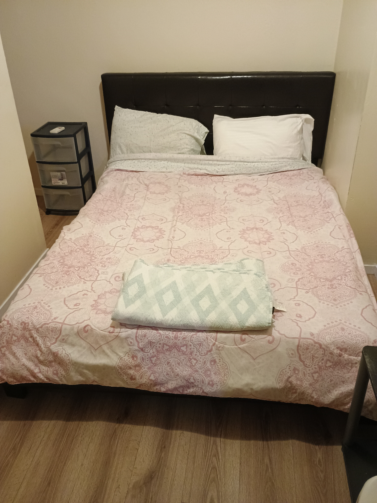 Charming Bakersfield 1BR Home for Professionals with All Comfort 