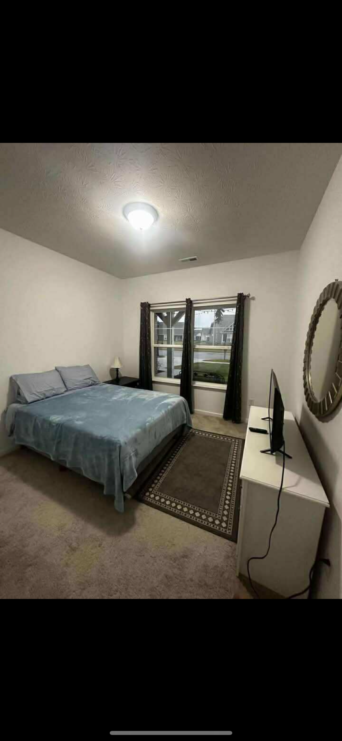 Modern Comfort Awaits - Spacious & Furnished Room with Full Amenities, Ideal Location - Photo 12