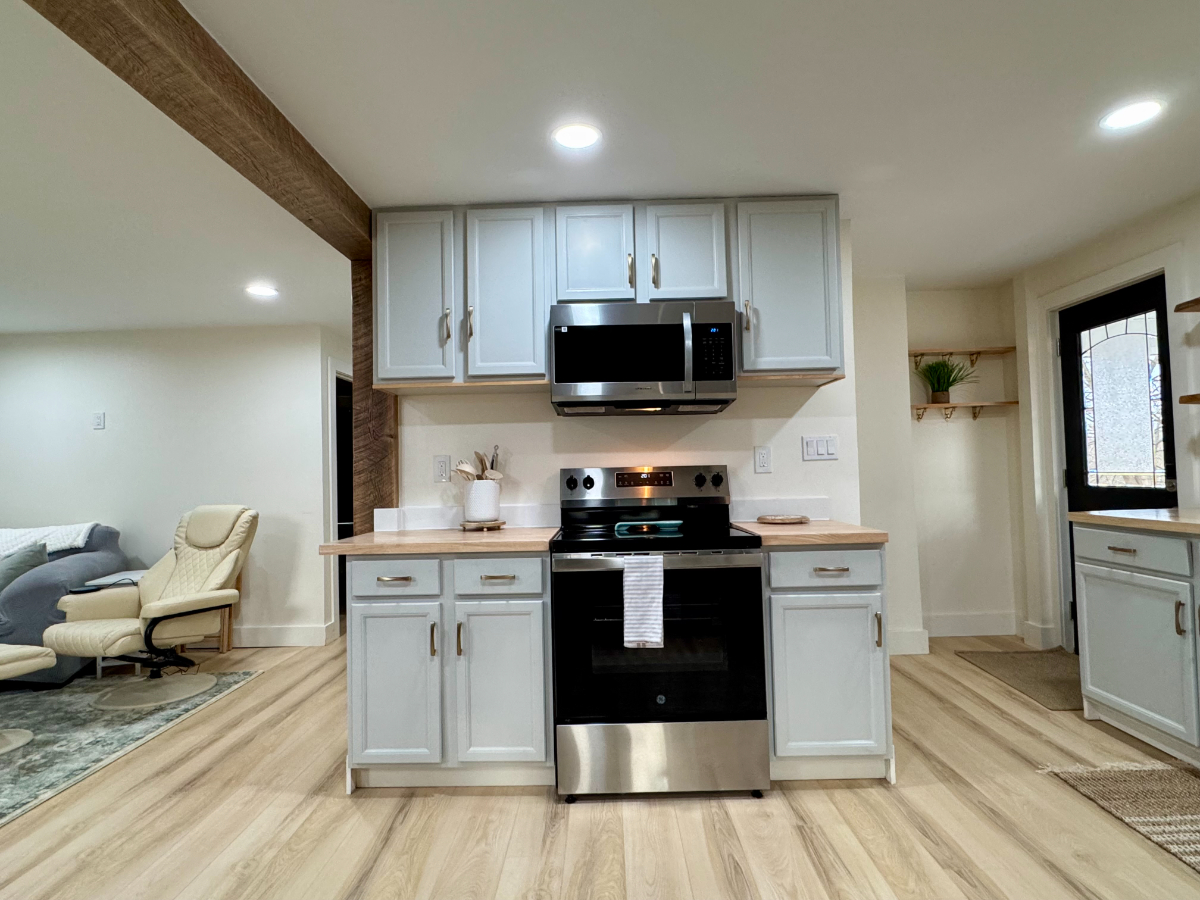 BRAND NEW- LUXURY and LOCATION- Brunswick, NY - Photo 5