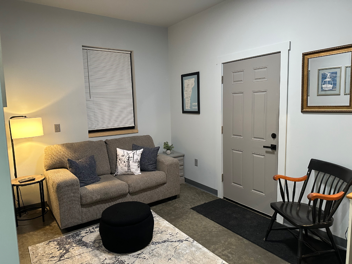 New, quiet one bedroom Montpelier - Photo 1