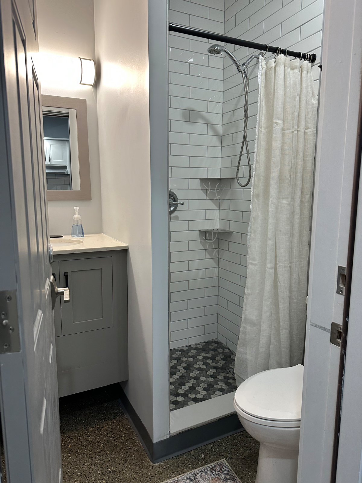 New, quiet one bedroom Montpelier - Photo 4
