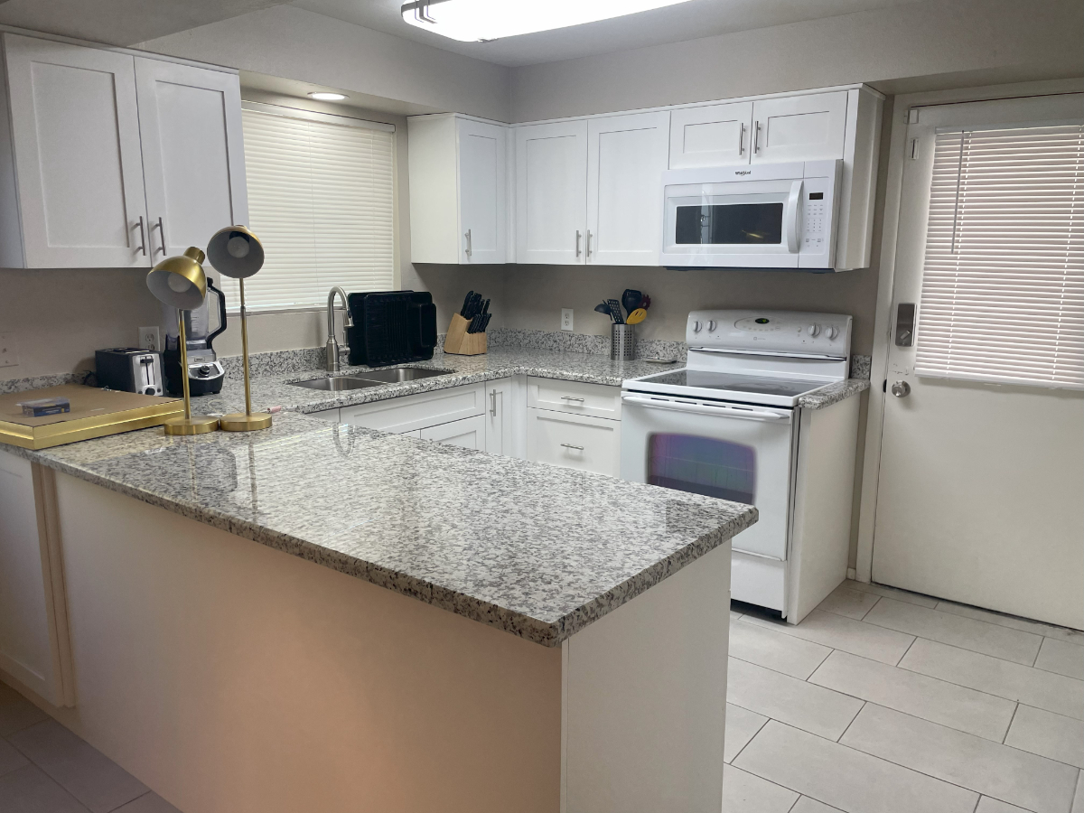 Wonderful Unit Just North of Downtown Mesa