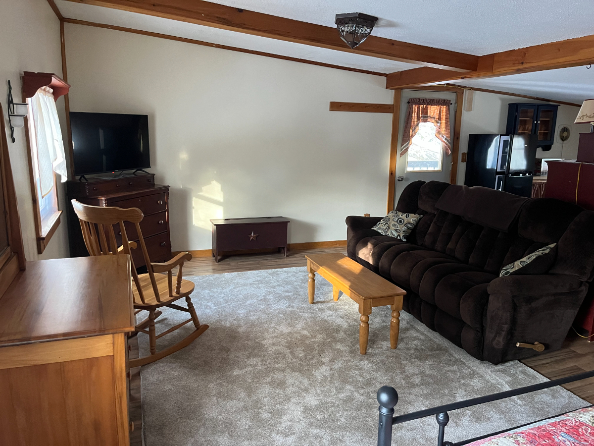 Studio Apartment Danville, VT - Photo 6
