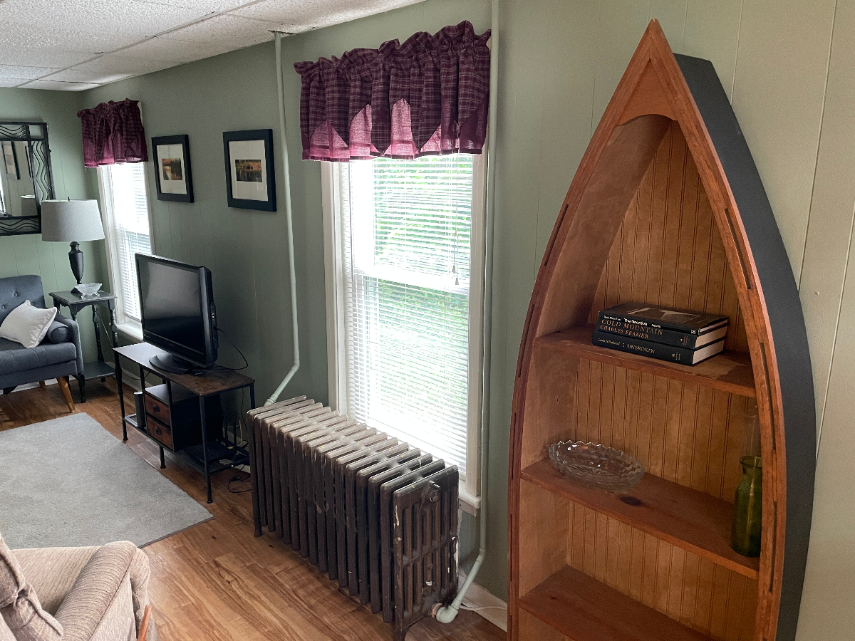 Cozy Studio in Walkable Neighborhood Near Downtown - Photo 6