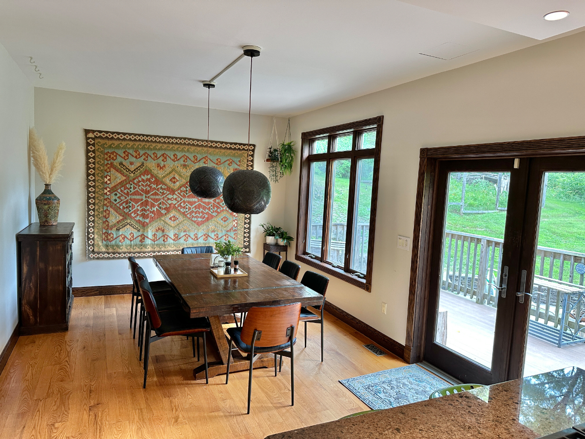 Spacious Country Home Near Warwick - Photo 2