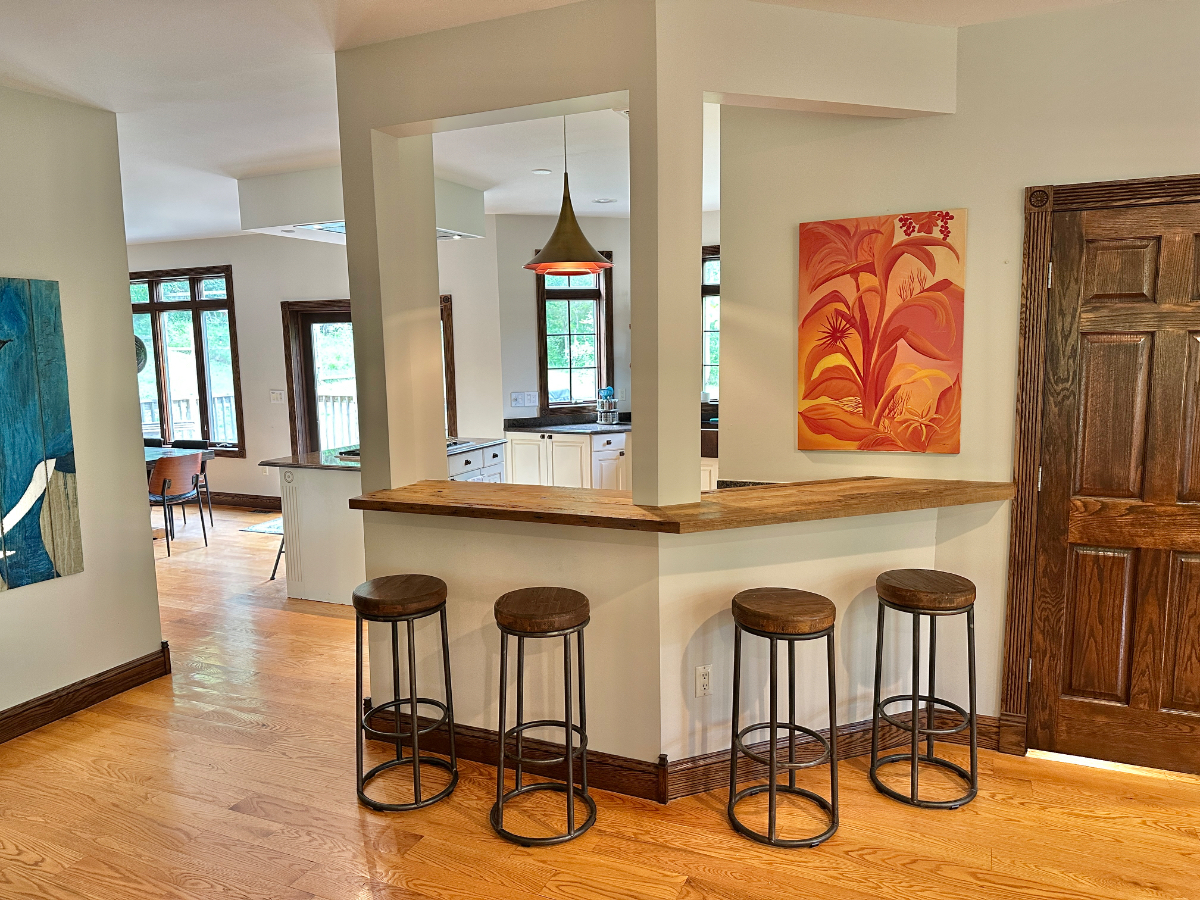Spacious Country Home Near Warwick - Photo 1