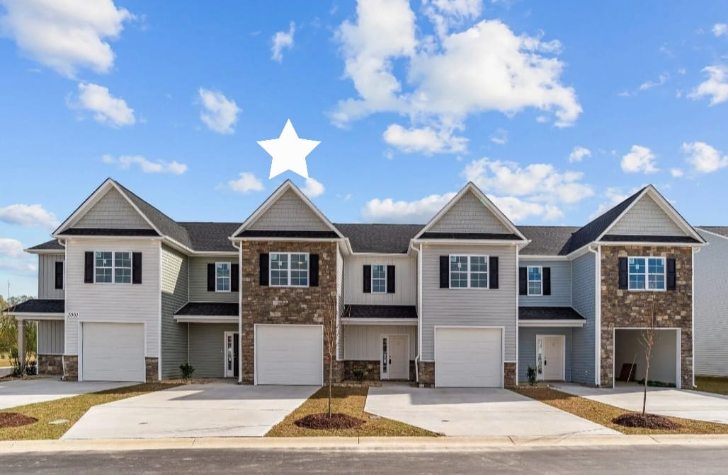 New Townhome 2.5 miles from ECU Medical Center - Photo 2