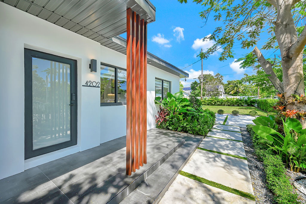 Apt 2 - Comfortable 2BR in Miami