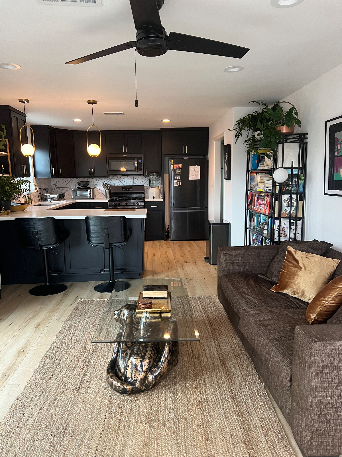 2BR Spanish Modern Home // Urban Retreat - Photo 5