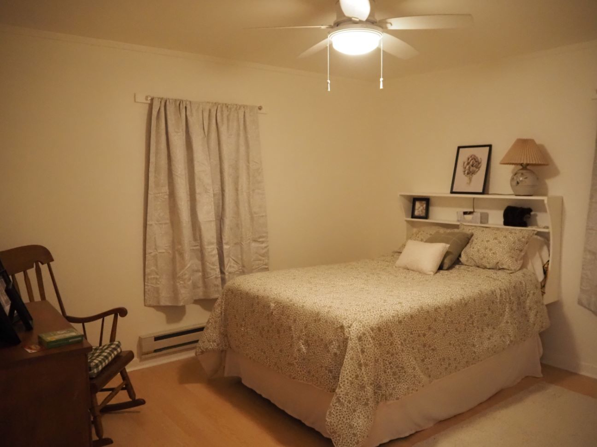 Simple Convenience - Room 2 - Tan