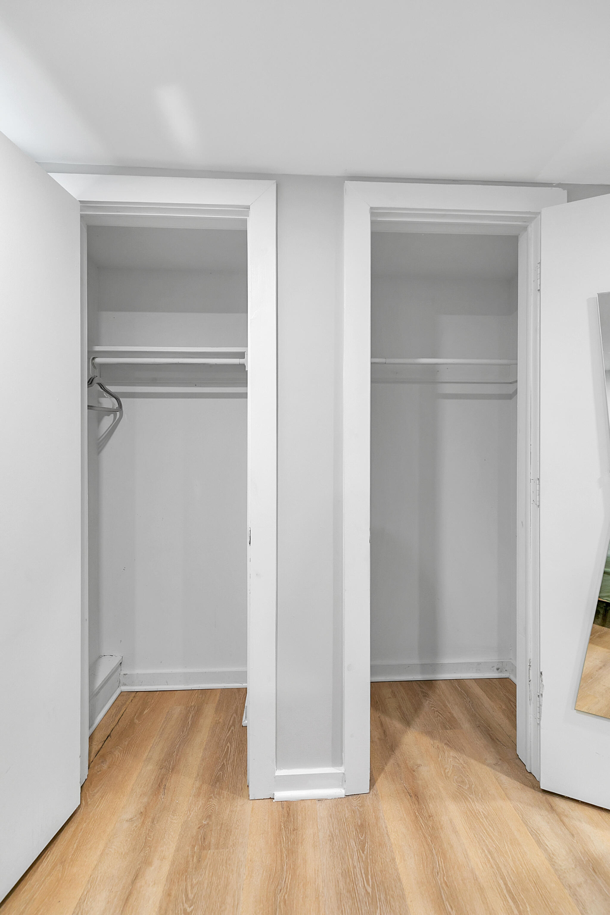 Bright and Fully Furnished 1-Bedroom Apt in a Prime, Safe Location - Photo 9
