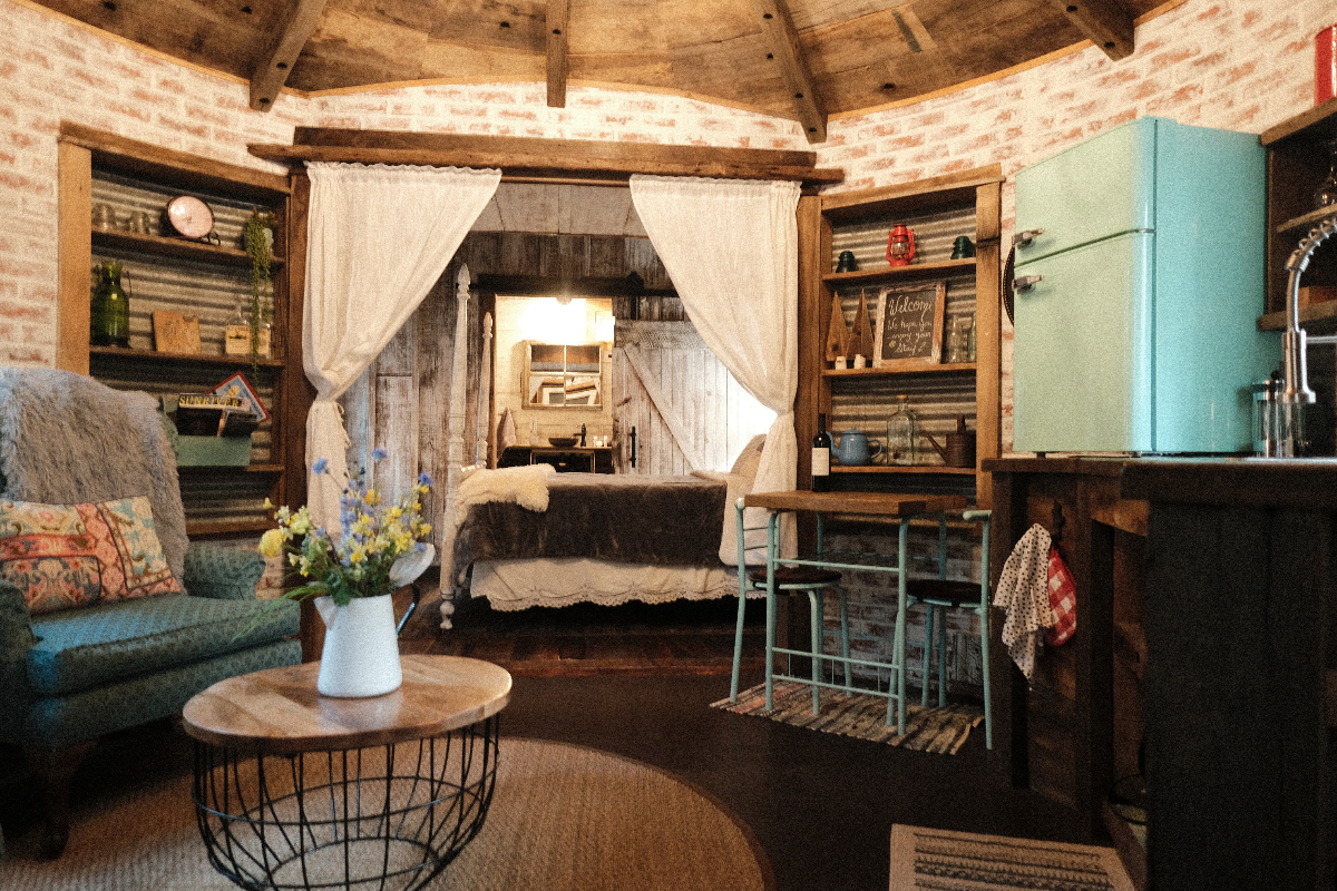 Private and Quiet Rustic Silo in La Pine - Photo 1