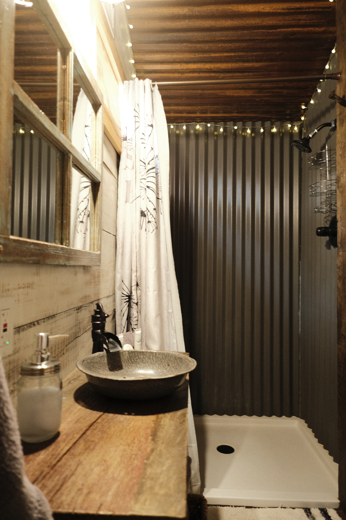 Private and Quiet Rustic Silo in La Pine - Photo 6