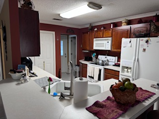 Close to West Jeff Hospital Available Nov 1 - Photo 6