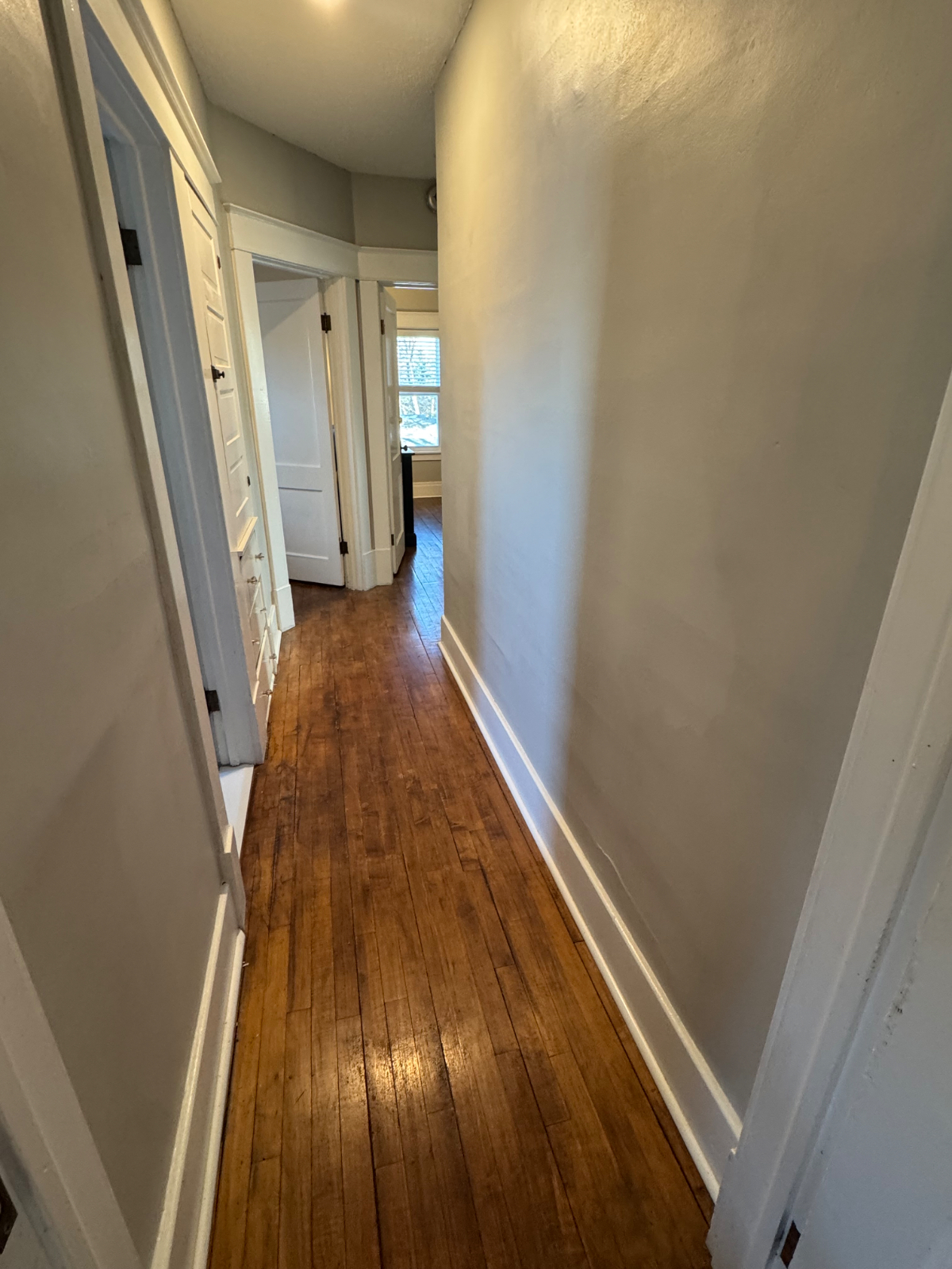 Renovated Kenmore Village Upper Unit - Photo 8