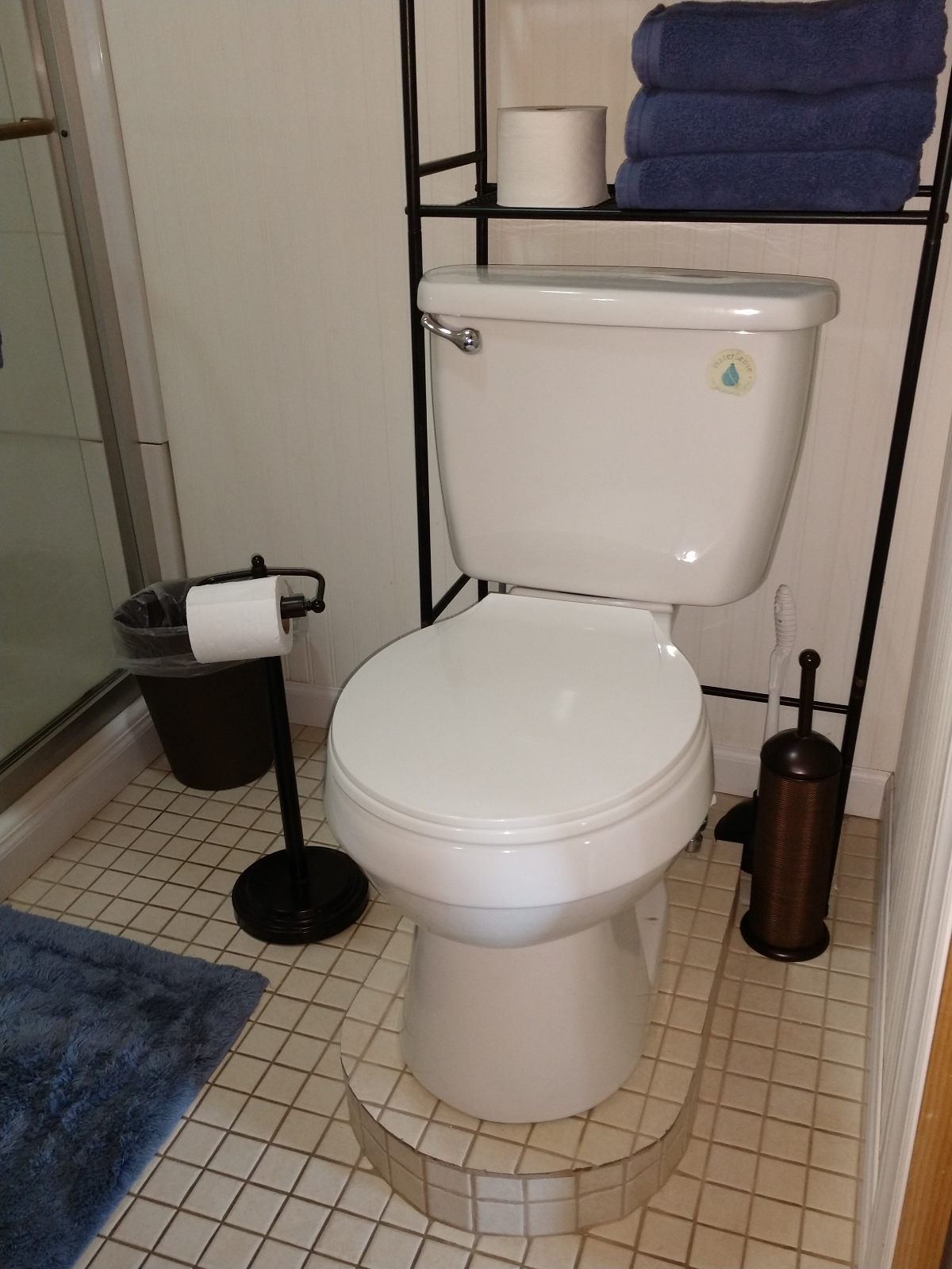 Beautiful Waterfront Gateway, fully furnished cabin - Photo 10