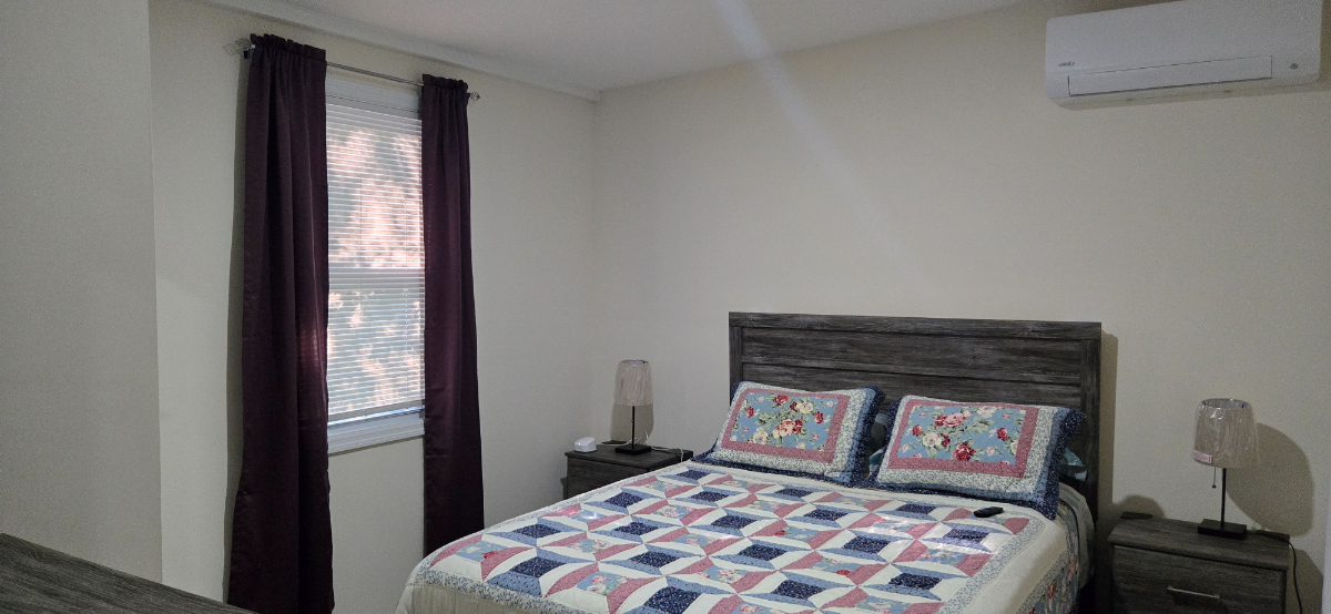 Cozy 2BR/1BA House with Backyard and Modern Amenities - Perfect for Small Families or Couples - Photo 7