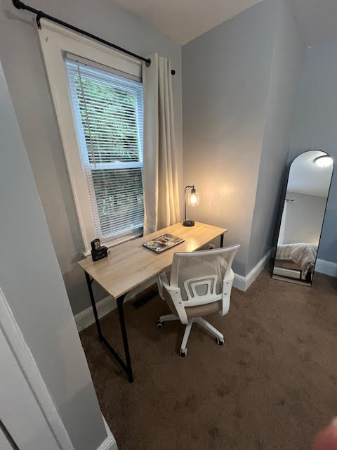 Quiet and Comfortable Room - Photo 5