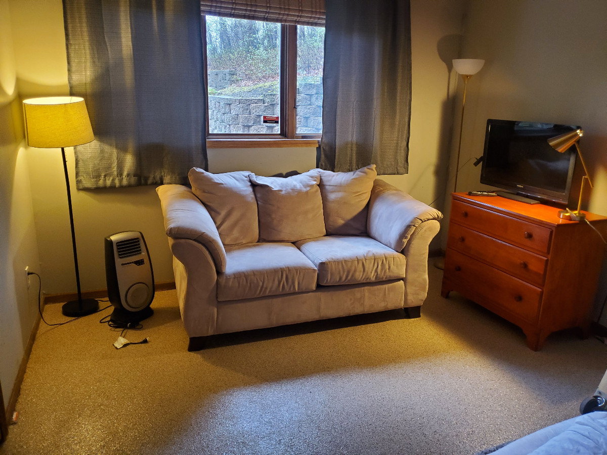 Basement/Kitchenette Studio