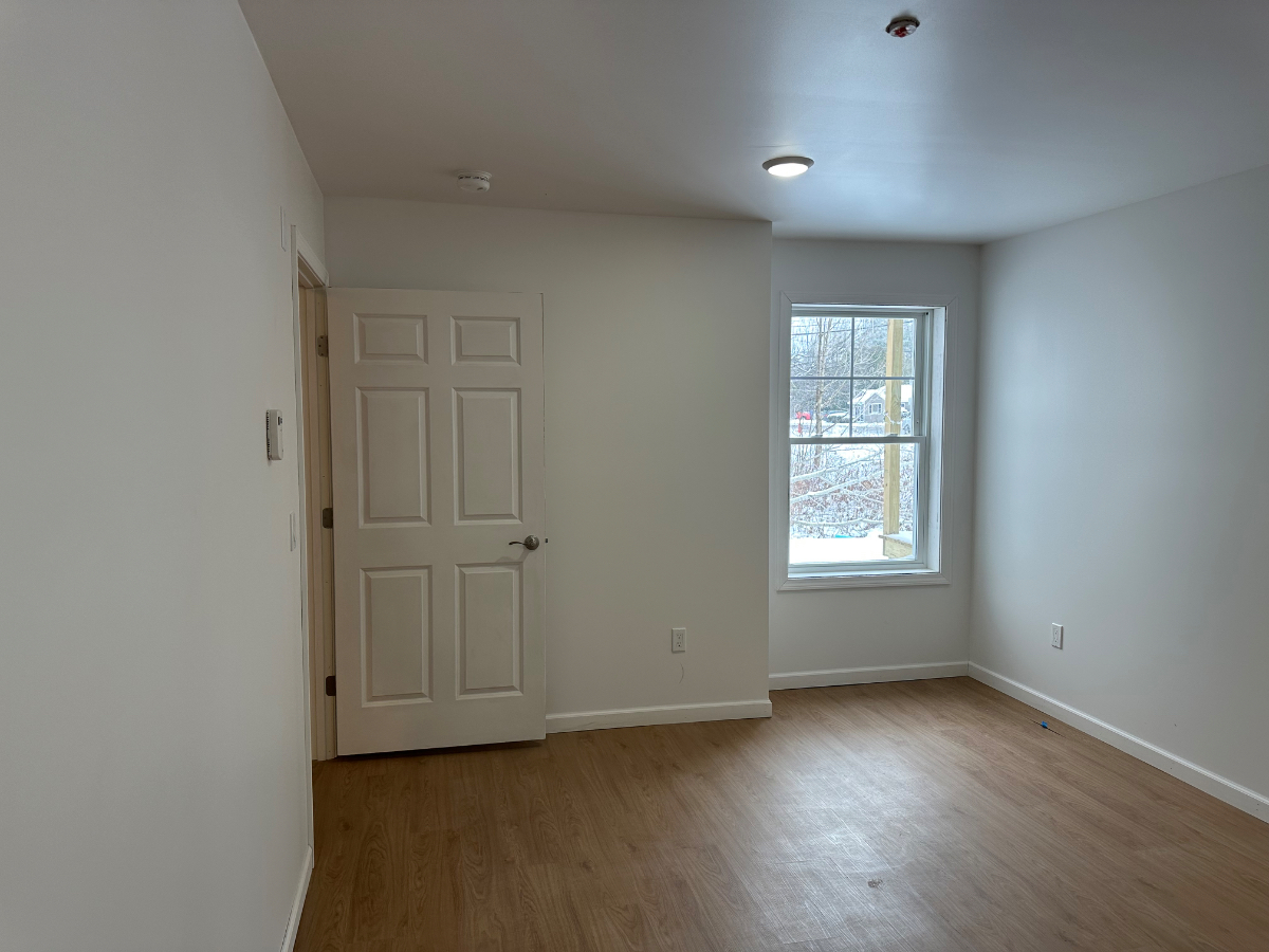 New Construction in Essex - 2 bedrooms & 2 bathrooms - Photo 7