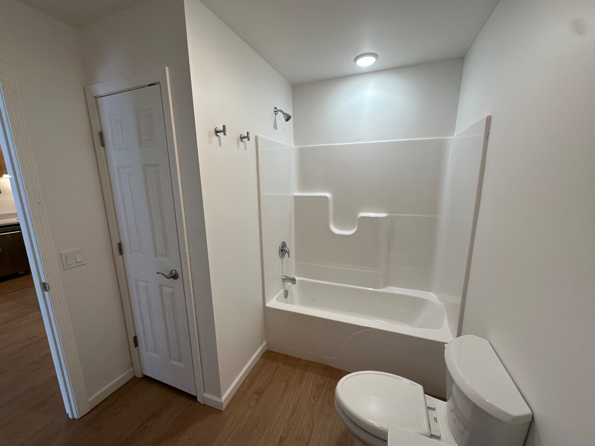 New Construction in Essex - 2 bedrooms & 2 bathrooms - Photo 9