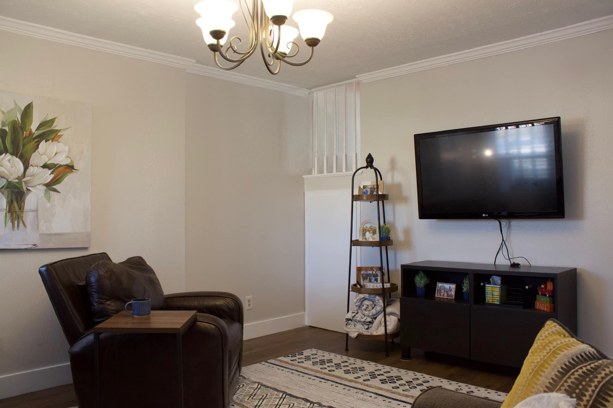 Townhouse Master bedroom - Photo 2