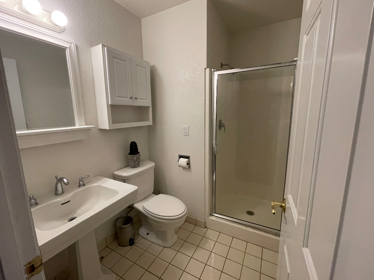 1 Bedroom Suite at the Beach - Private Entrance - Photo 5
