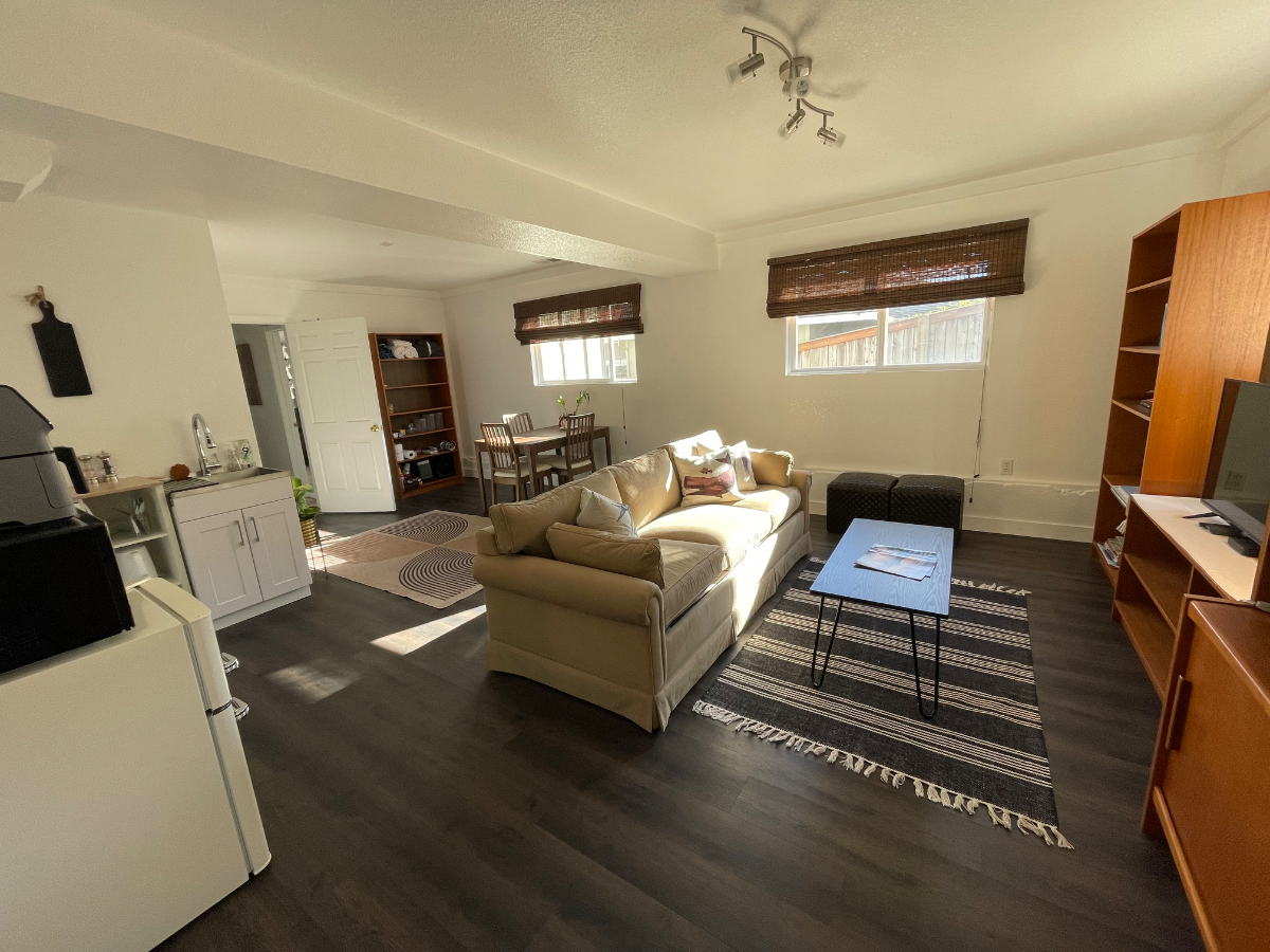 1 Bedroom Suite at the Beach - Private Entrance