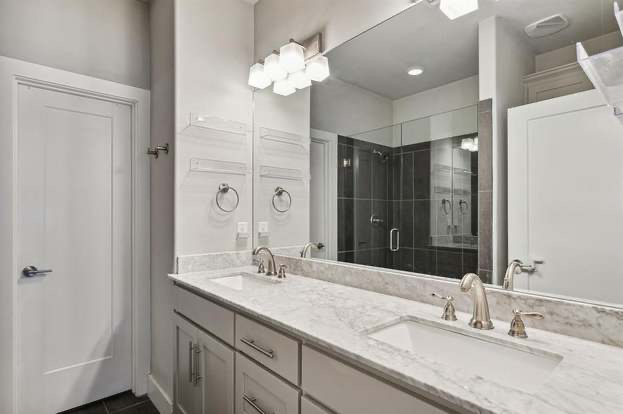 Master Bedroom in Fun Greenville Area - Photo 4