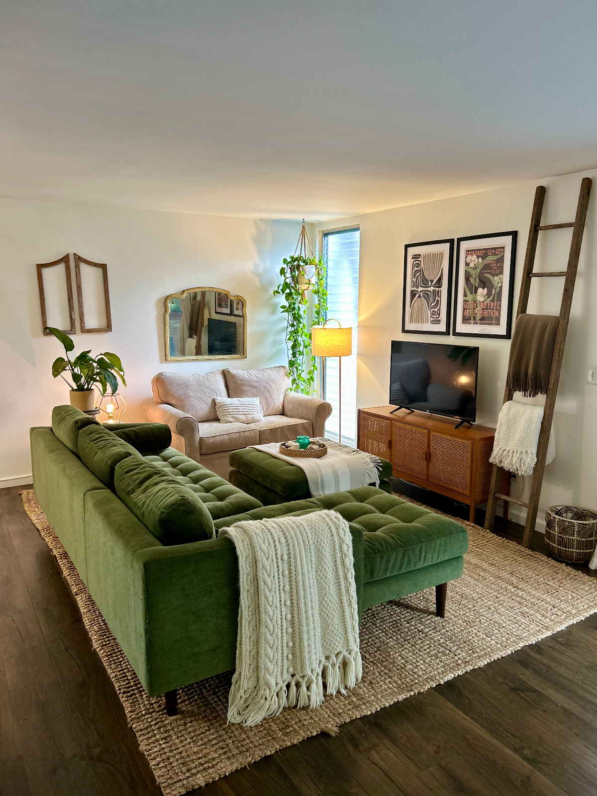 Peaceful Retreat - Upstairs Condo - Photo 1