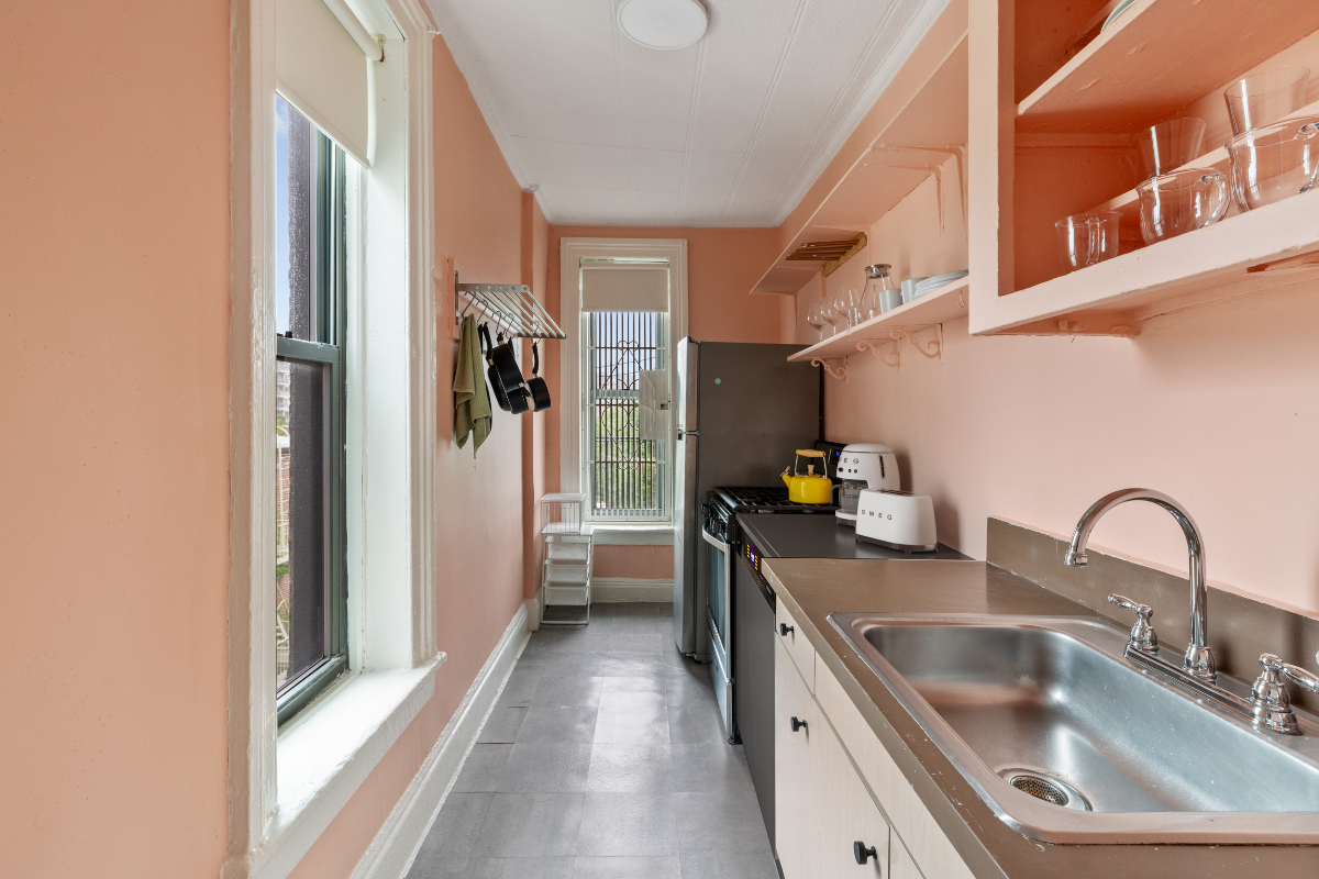 1 Bedroom Alcove studio Carroll Gardens close to NYU Langone and methodist hospital - Photo 9