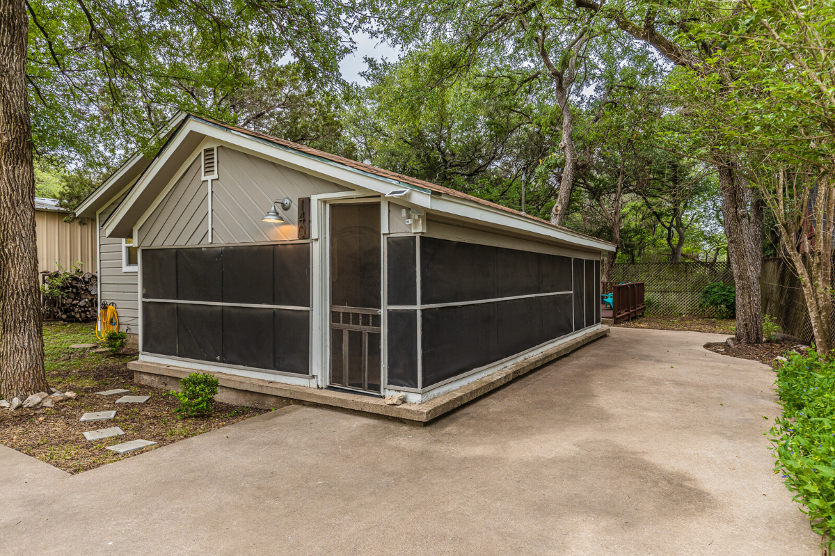 Lake Whitney Cozy and Close - Photo 6