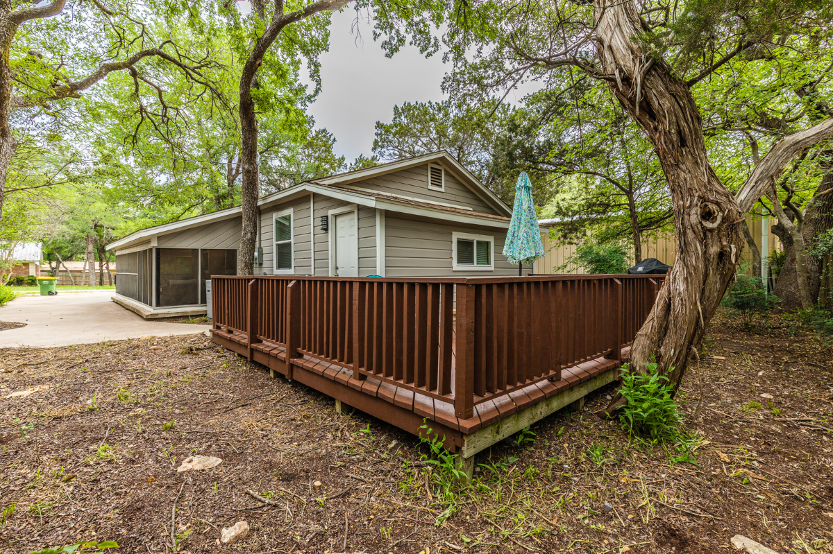 Lake Whitney Cozy and Close - Photo 10