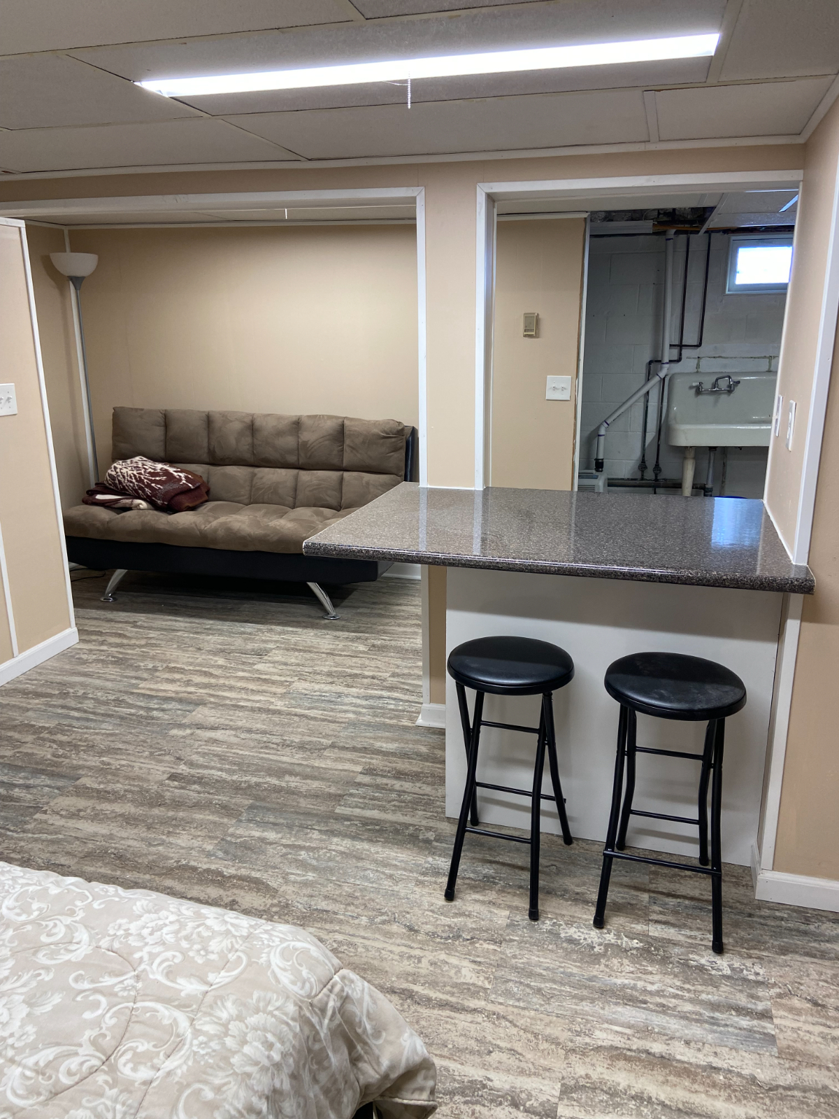 furnished basement apartment in a quiet western suburb of Syracuse - Photo 5