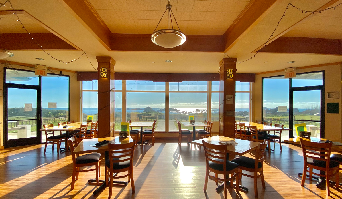 Oceanfront lodge - Photo 2